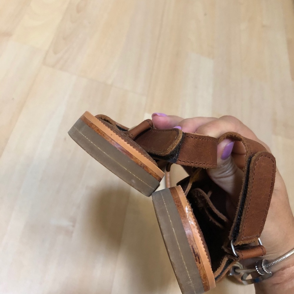 Mikoleon Explorer - Picture 2 of 4